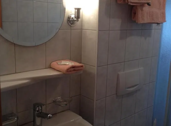 Cafe-conditorei Huber *